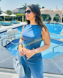 Ujjain call girls escort service low price top model
