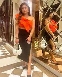 Bangalore VIP escort service only cash on delivery payment